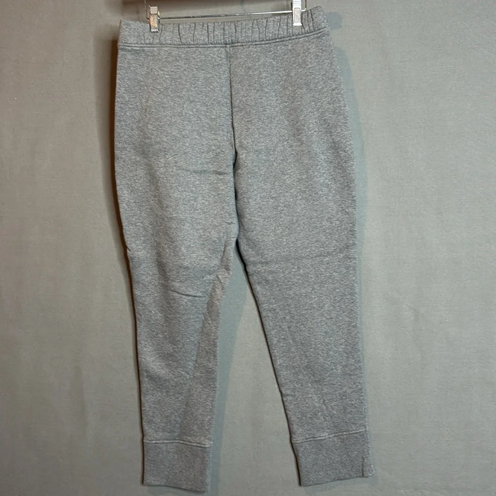 Banana Republic comfortable stylish